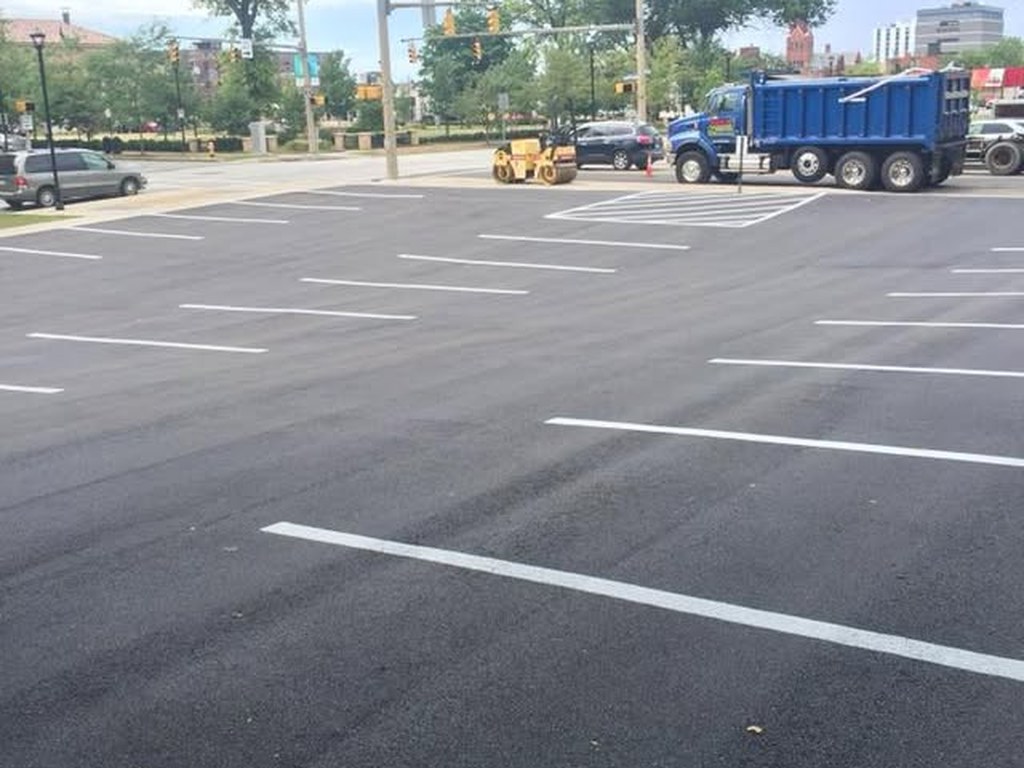 Commercial parking lot paving project in Erie County